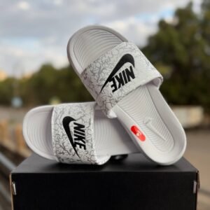 NIKE TECH WHITE SLIPPER