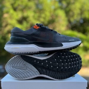 NIKE ZOOM X